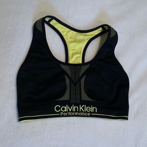 NWOT Reversible Calvin Klein sports bra